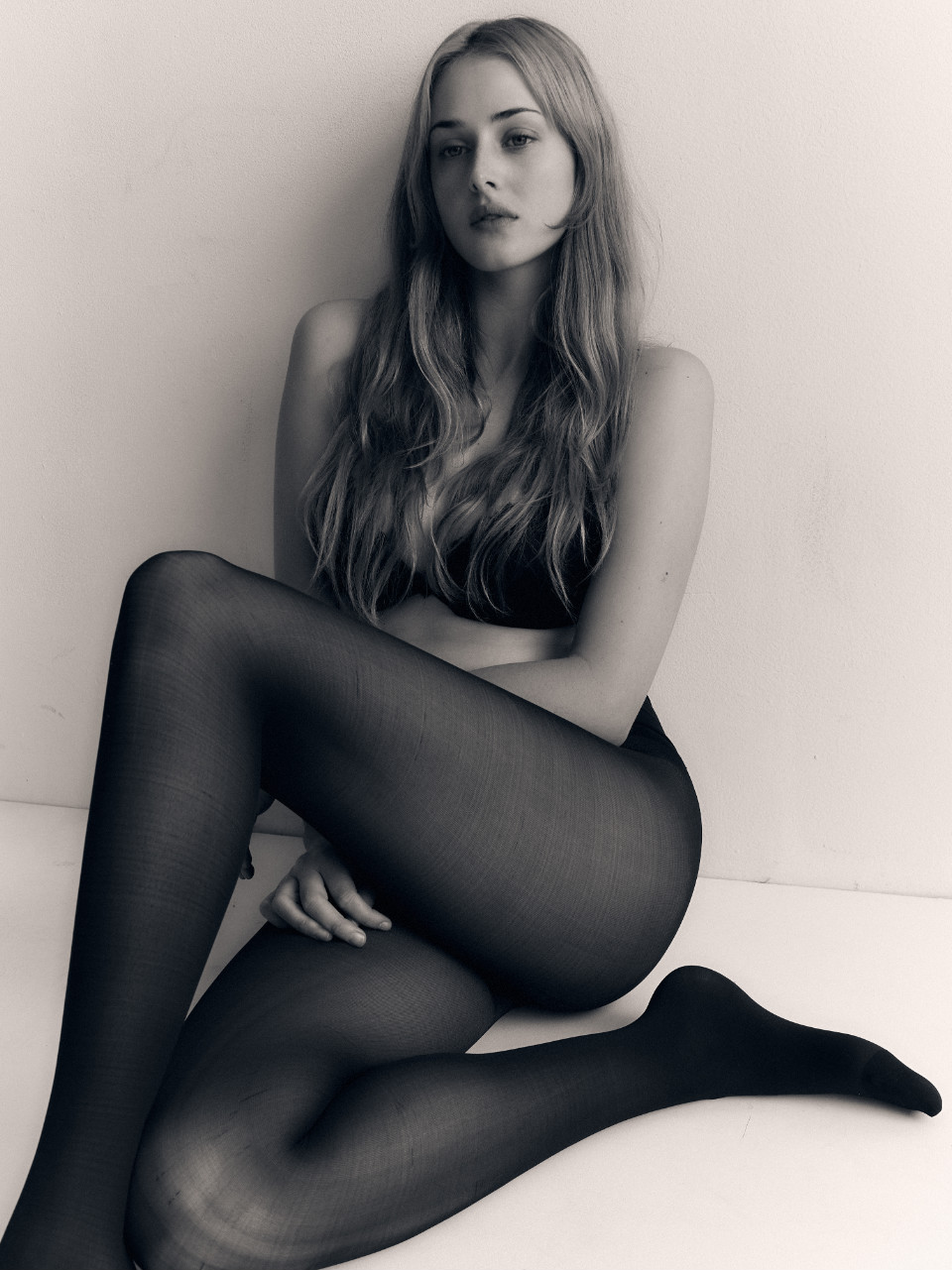 Anna Van Patten | W360 New York